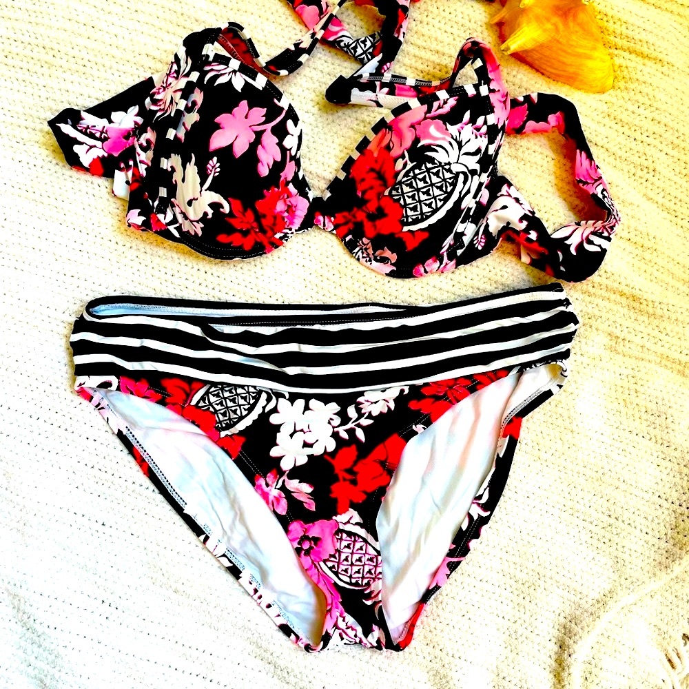 Tommy Bahama Bikini Swim Suit EUC